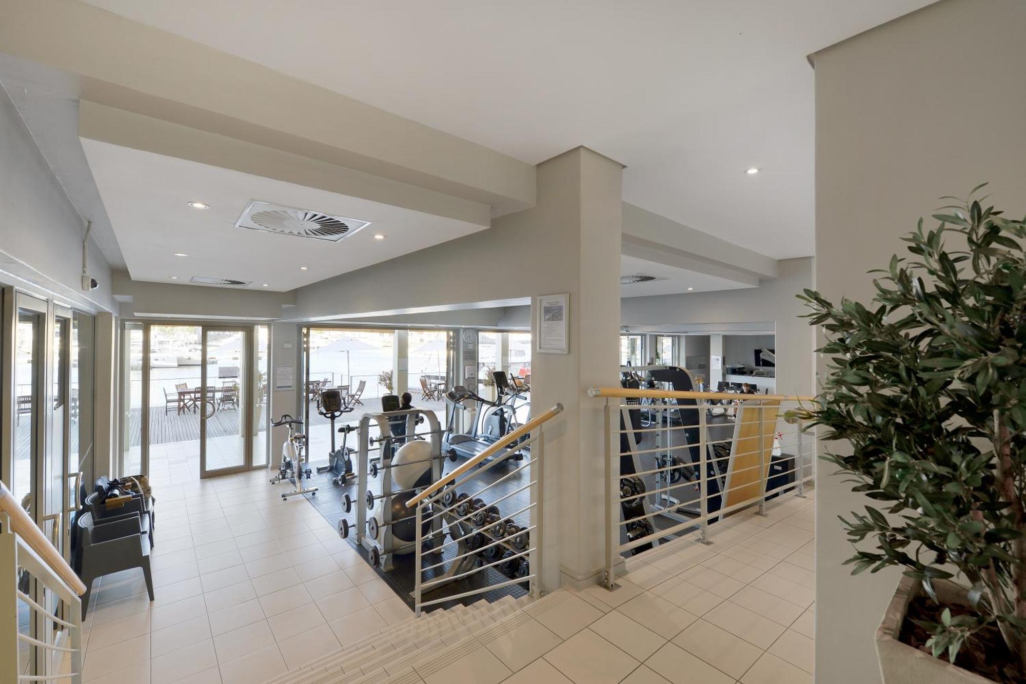 Marina 107 Apartment Cape Town Bagian luar foto